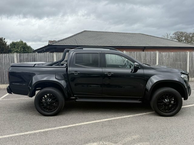 Mercedes-Benz X Class 2.3 Cdi Power Pickup Double Cab 4M BM68JVZ Black #2