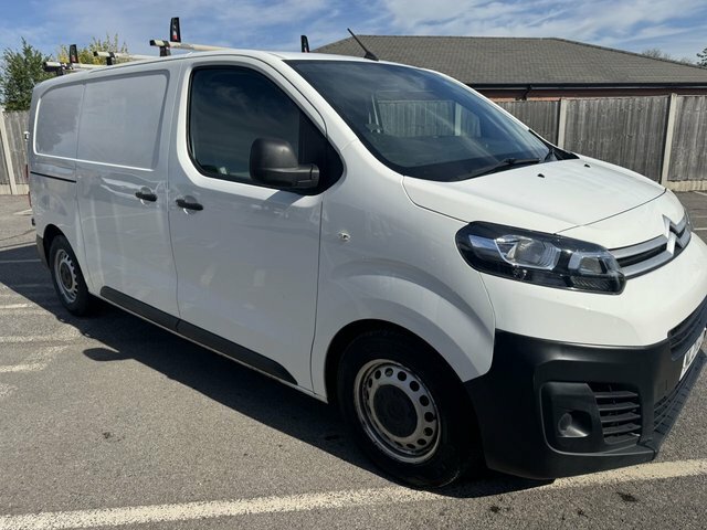 Citroen Dispatch 1.5 Bluehdi 1000 Enterprise M Panel Van 6Dr ML21GCV White #4