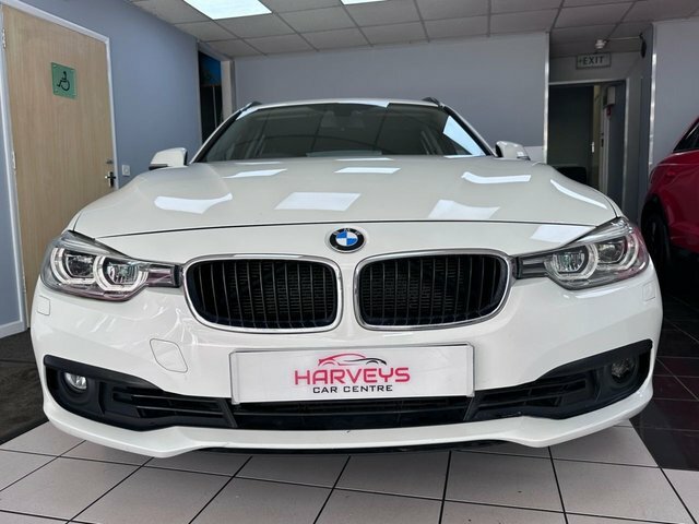 BMW 3 Series 330D Xdrive Se 3.0L 255 Bhp YJ19AEB White #3