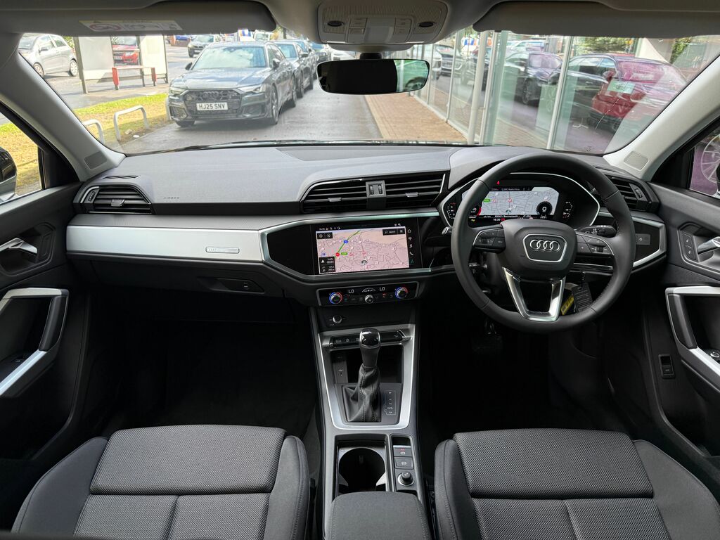 Audi Q3 Sport HF75OVC Black #3