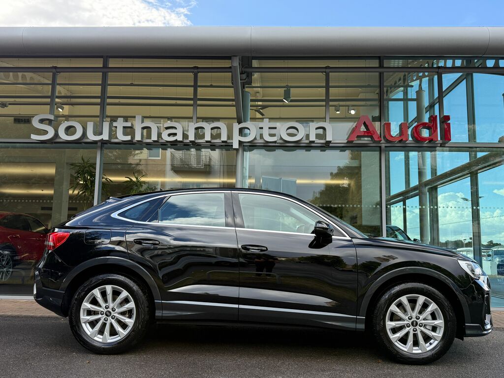 Audi Q3 Sport HF75OVC Black #2