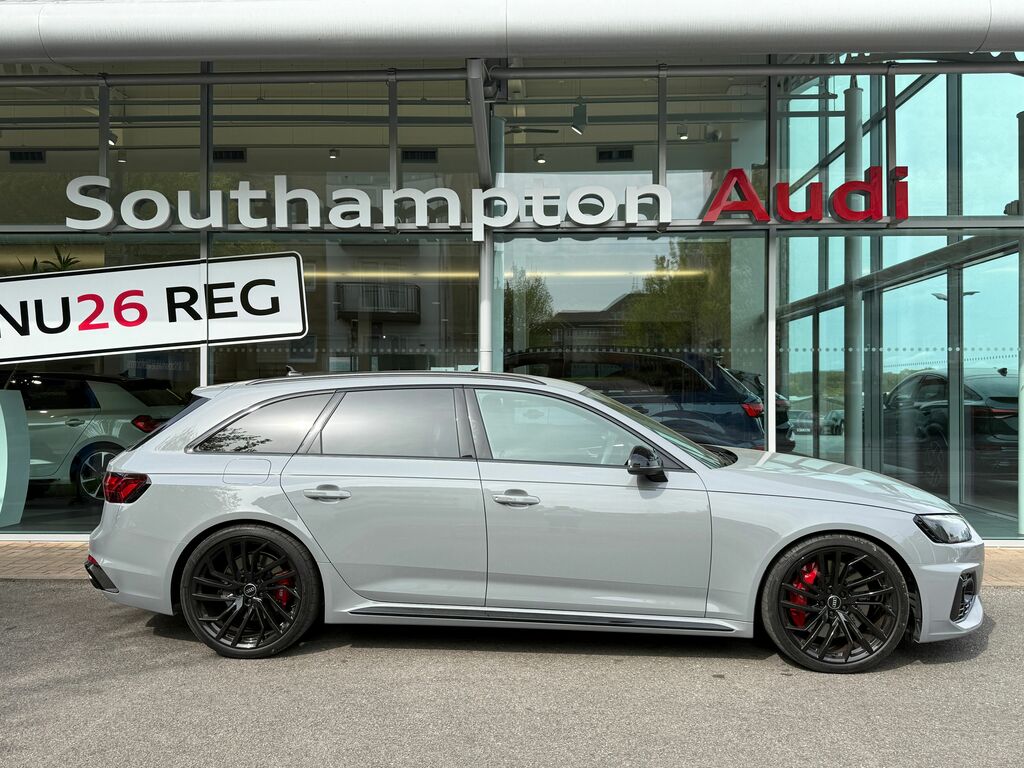 Audi RS4 Carbon Black Black #2