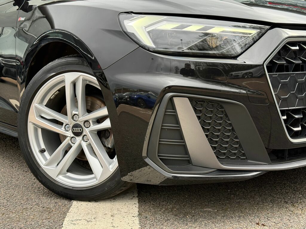 Audi A1 S Line GV23UAY Black #5