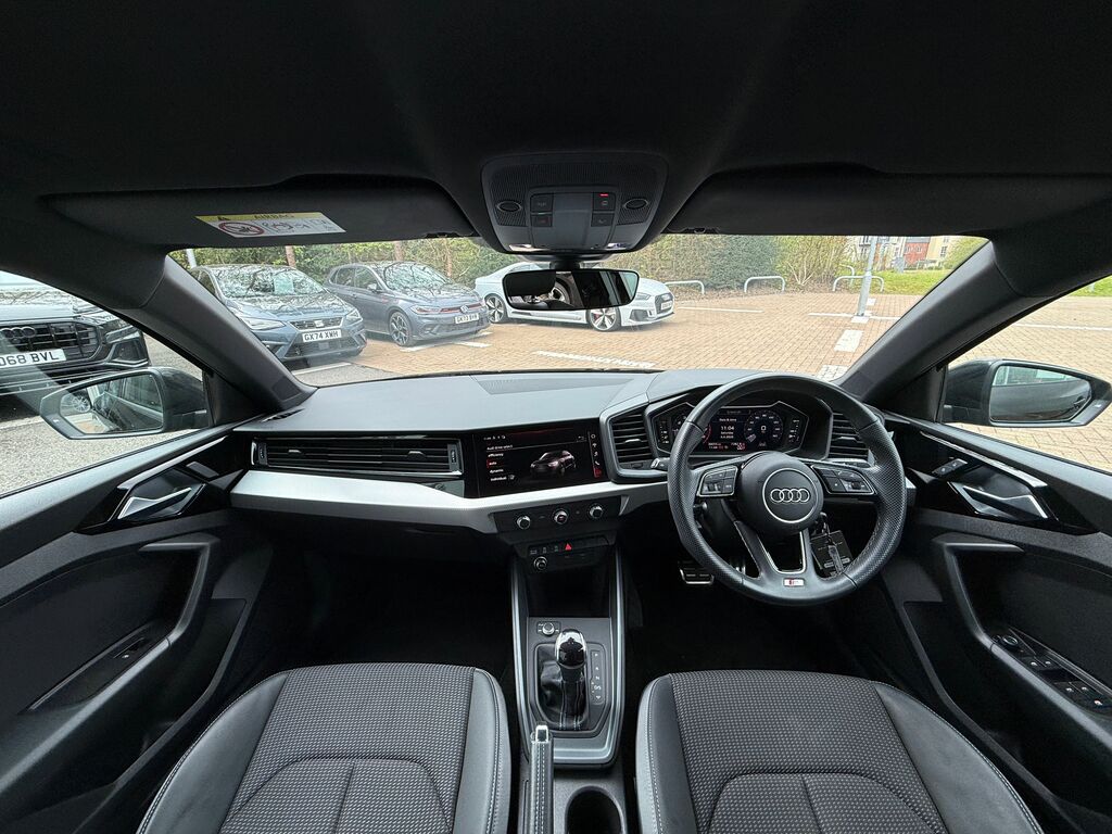 Audi A1 S Line GV23UAY Black #4