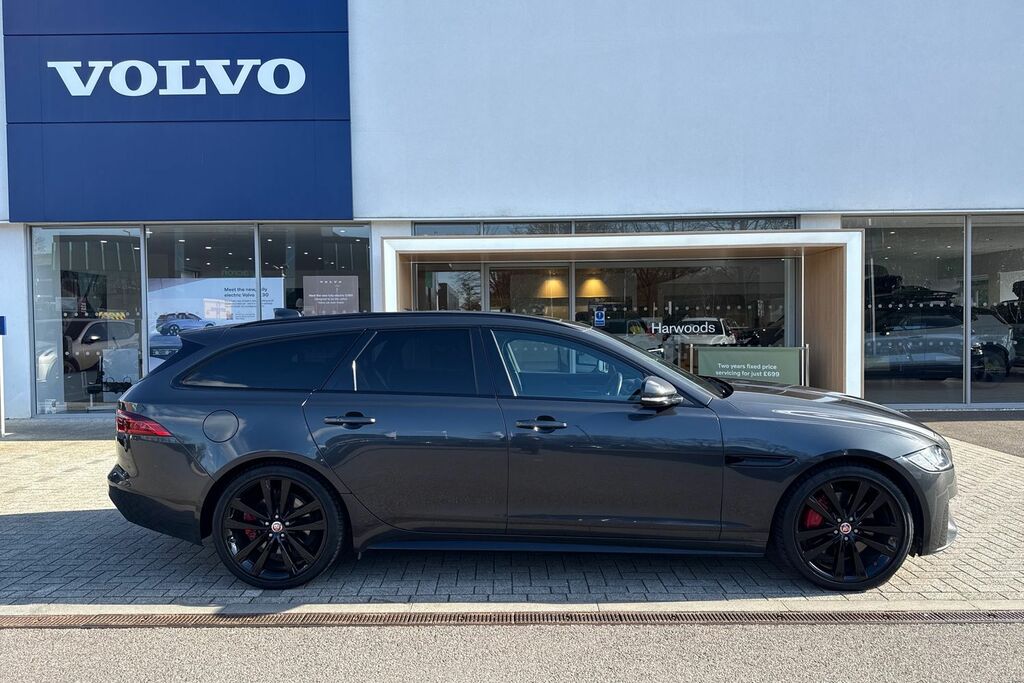 Jaguar XF S Black