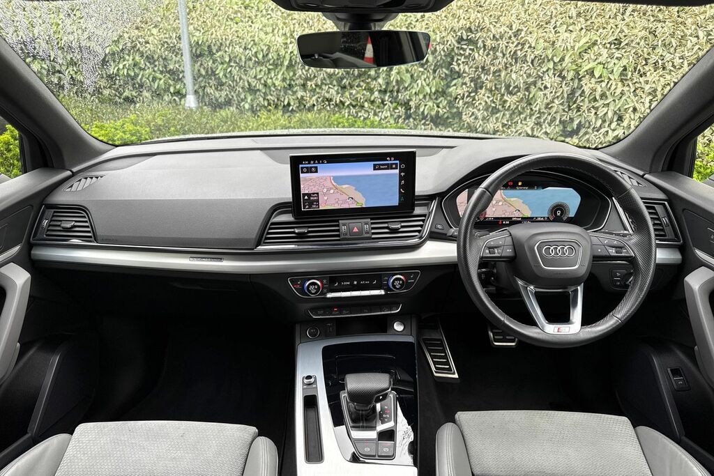 Audi Q5 S Line BG23ZYR Black #3