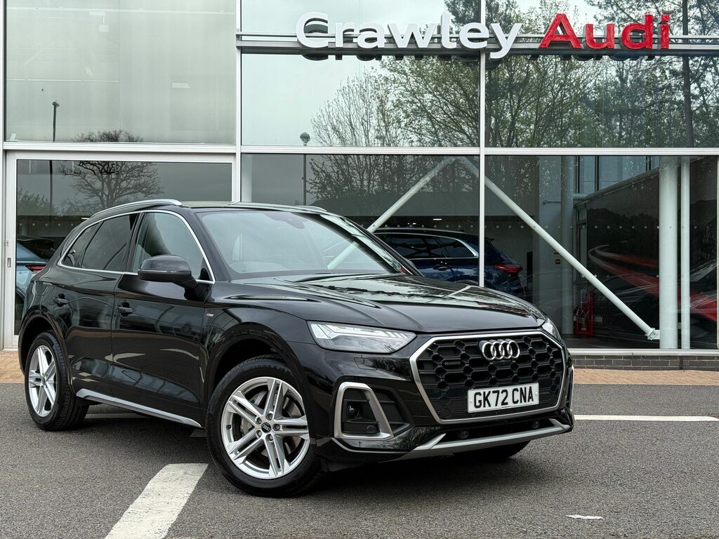 Audi Q5 S Line Black