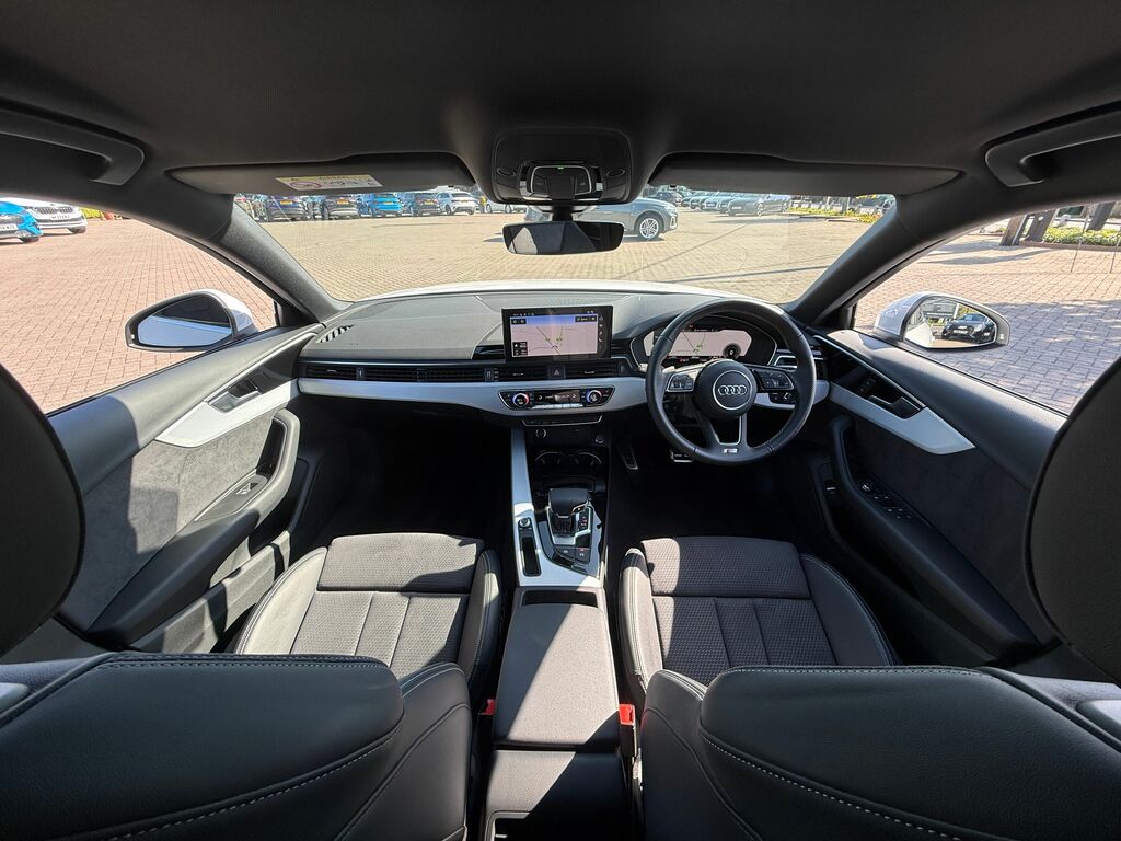 Audi A4 S Line DE24AYV Black #3