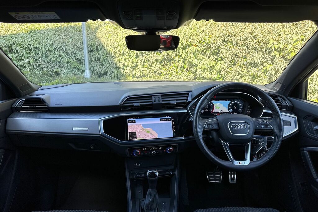 Audi Q3 S Line YY72UVT Black #3
