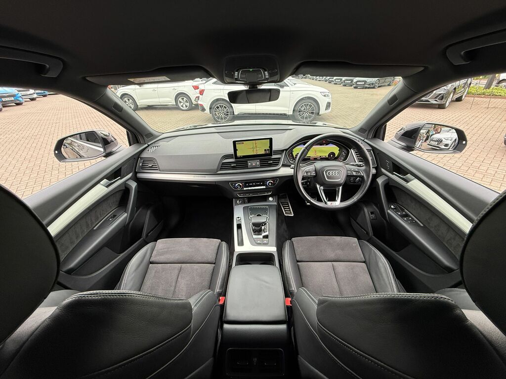 Audi Q5 S Line EF19CLJ Black #3