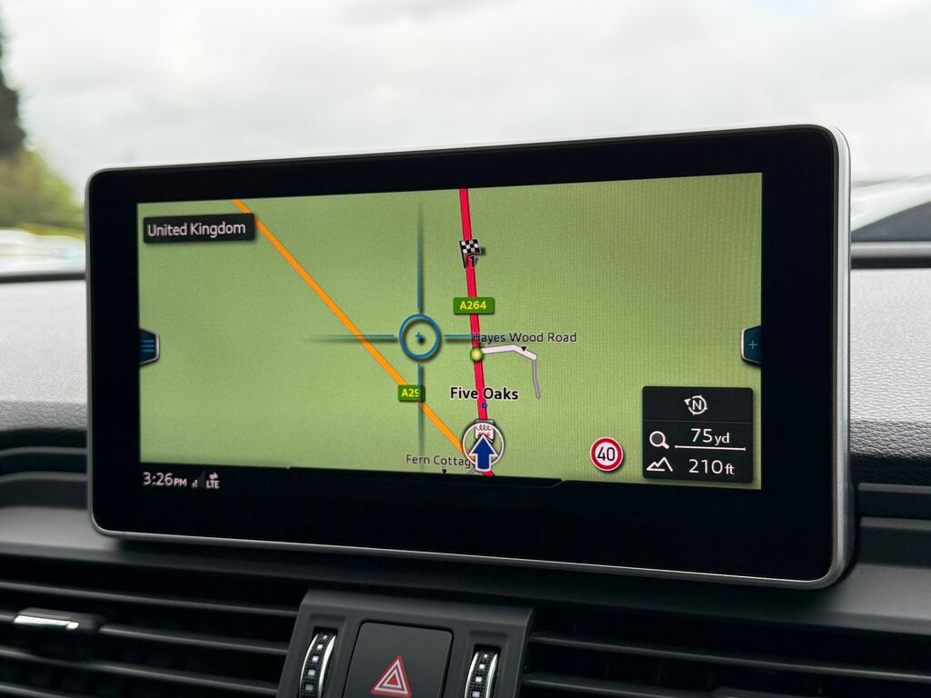 Audi Q5 S Line EF19CLJ Black #5