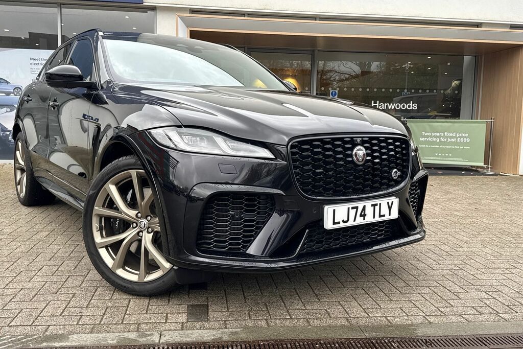 Jaguar F-Pace 2.0 F-pace R-sport Silver #7