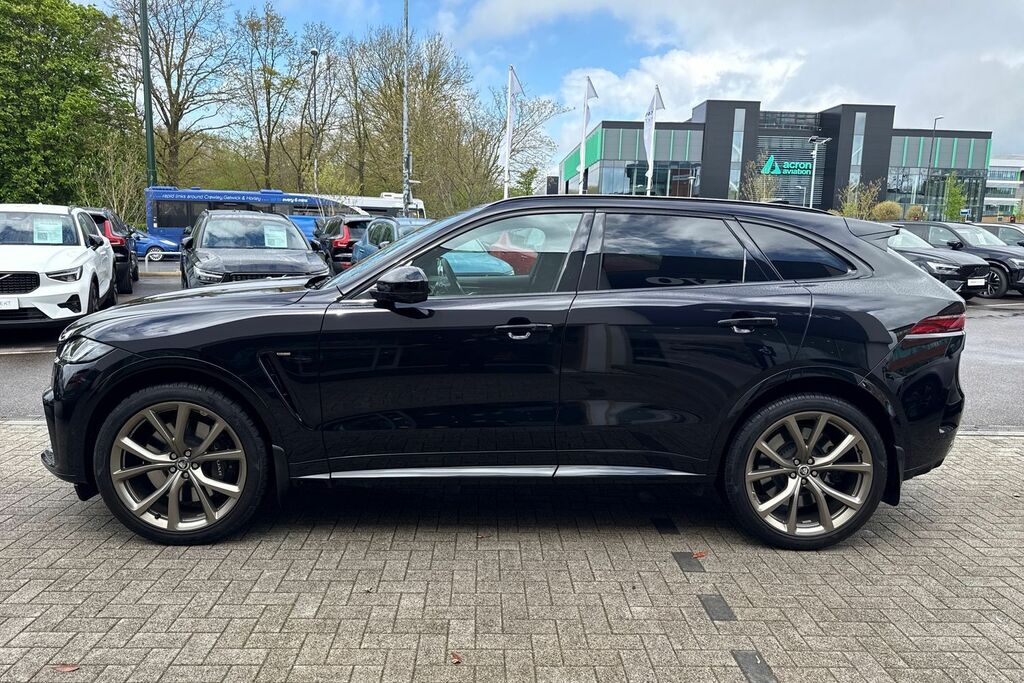 Jaguar F-Pace 2.0 F-pace R-sport Silver #11