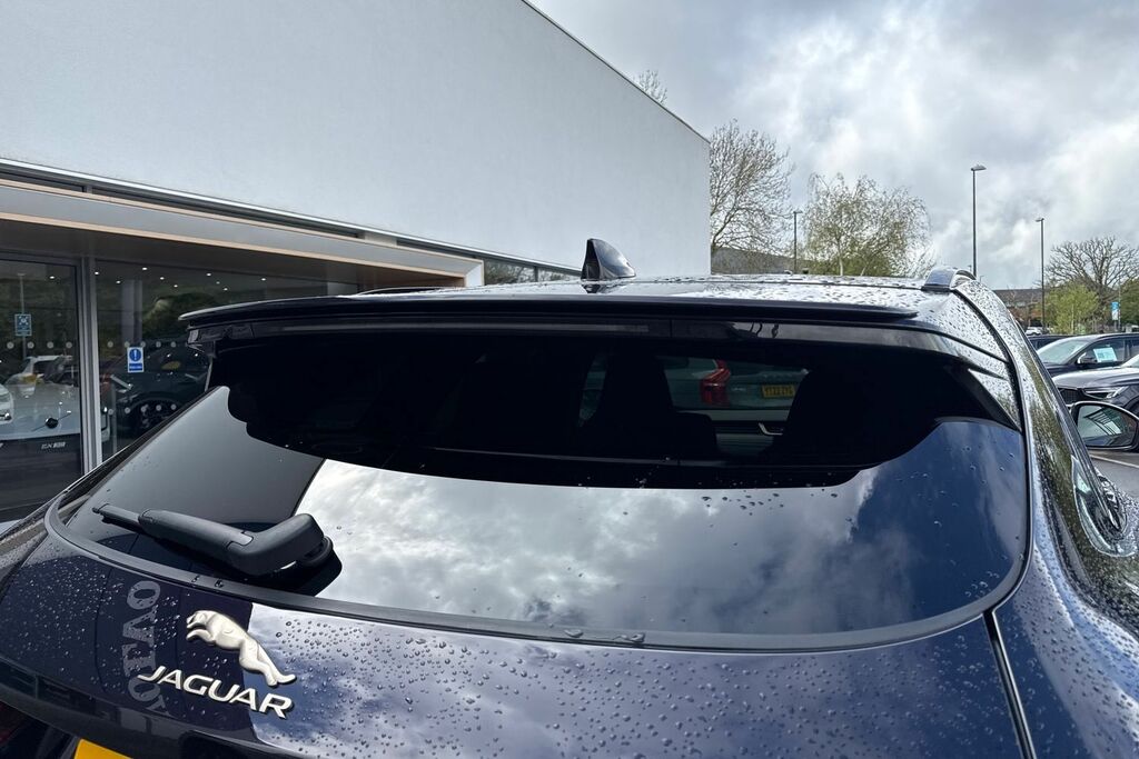 Jaguar F-Pace 2.0 F-pace R-sport Silver #16
