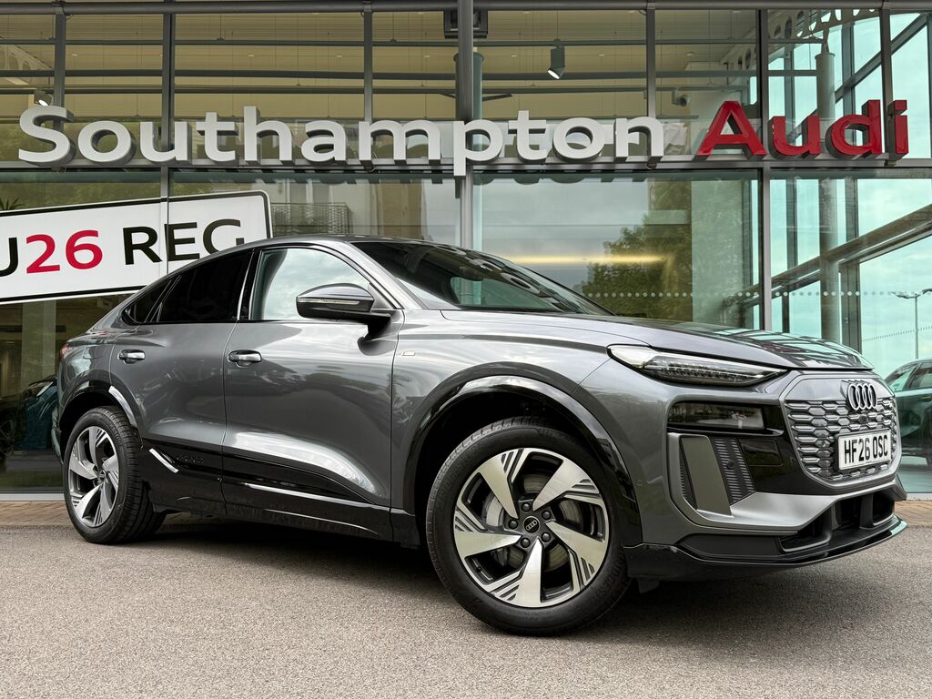 Audi Q6 E-Tron Sport Black