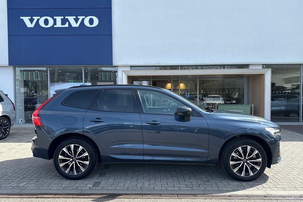 Volvo XC60 Plus Blue #2