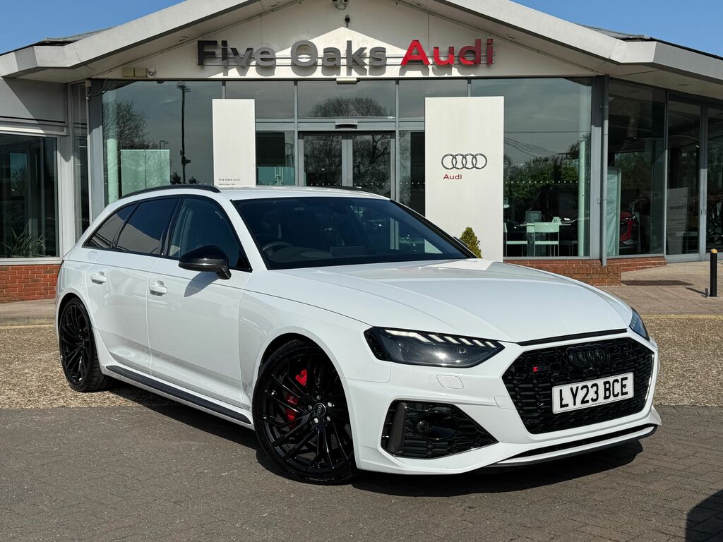 Audi RS4 Carbon Black Black
