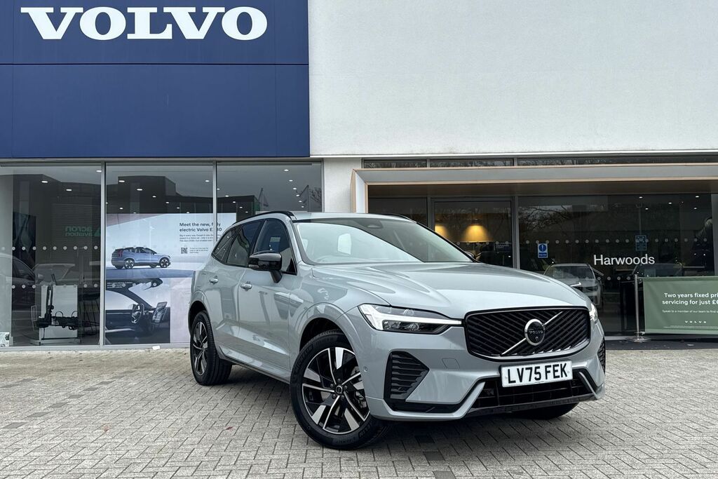 Volvo XC60 Plus Black