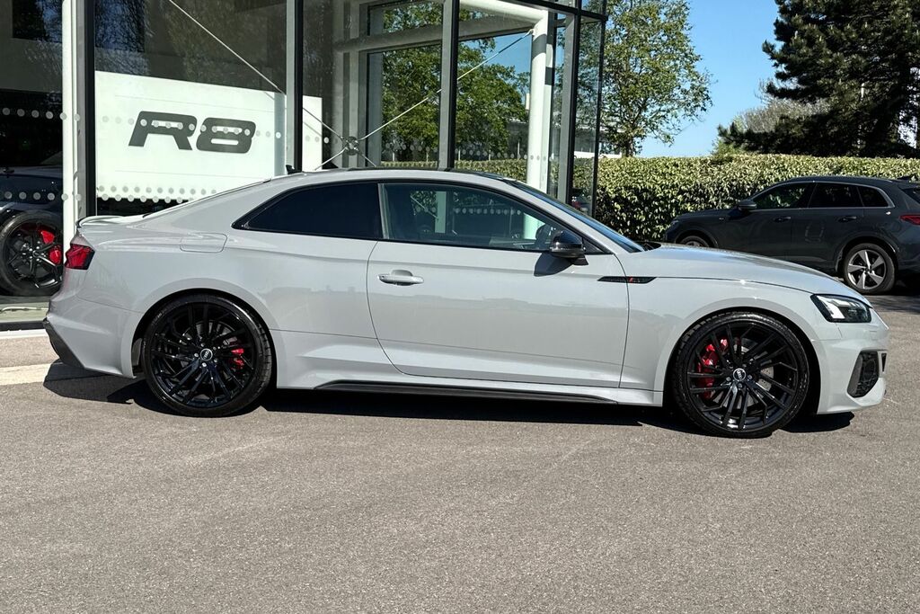 Audi RS5 Carbon Black Black