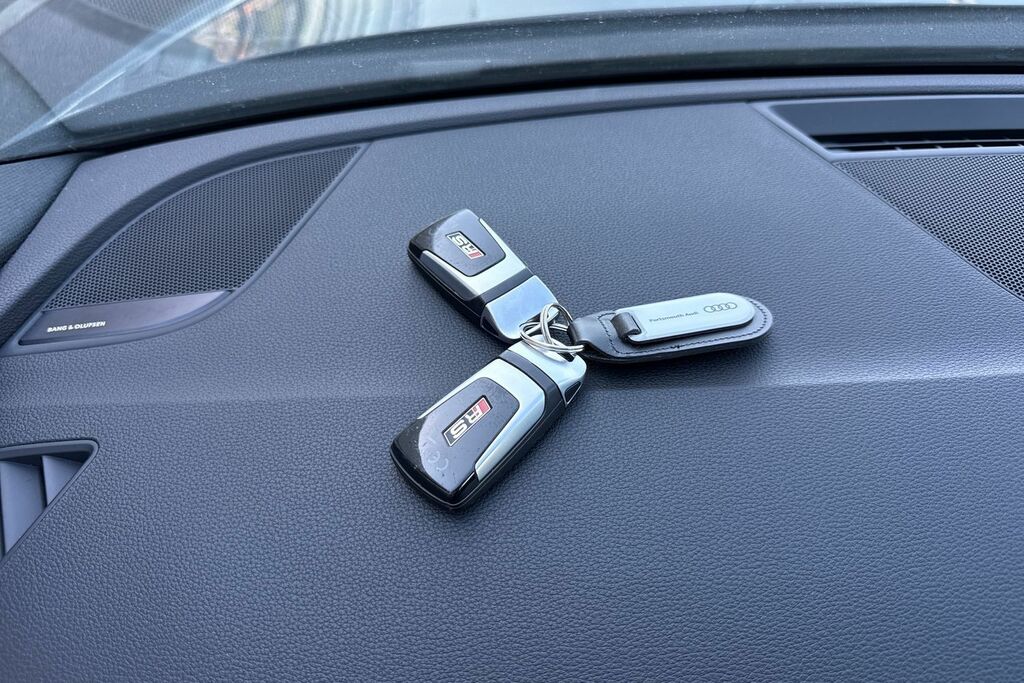Audi RS5 Carbon Black LR71KZG Black #6