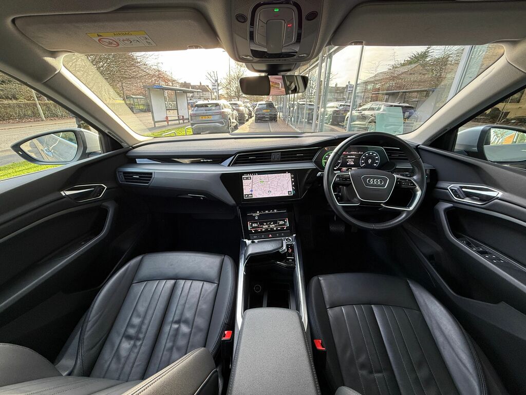 Audi E-tron Technik Black #3
