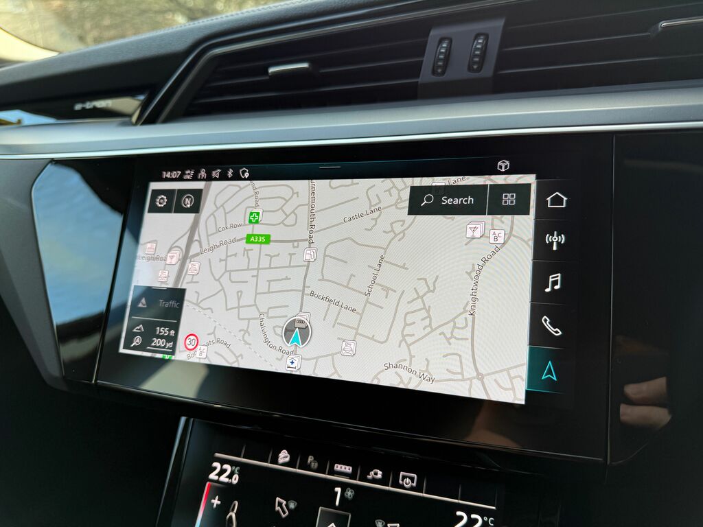 Audi E-tron Technik Black #4
