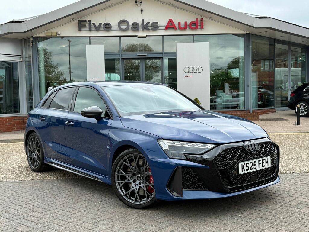 Audi RS3 Carbon Black Blue
