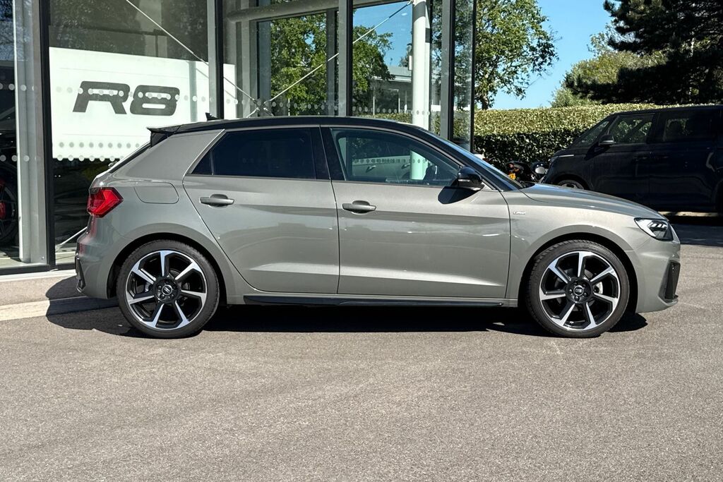 Audi A1 Black Edition Black