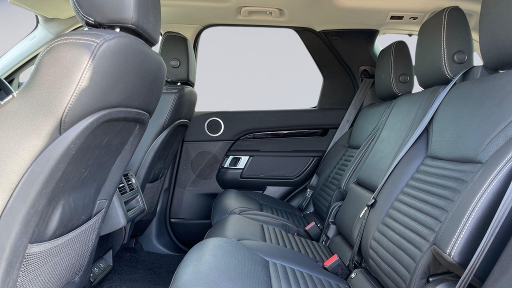 Land Rover Discovery D300 S Santorini Black YR24VLH Black #4