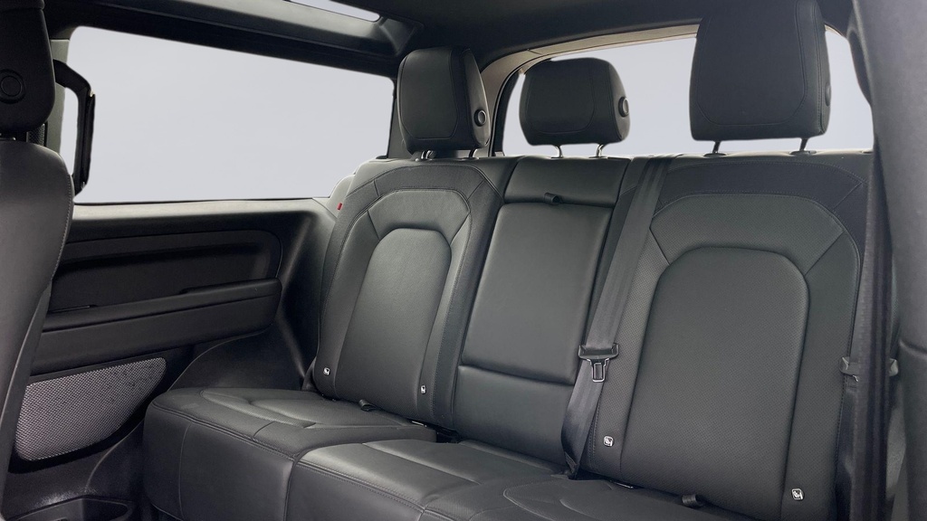 Land Rover Defender 90 D250 X-dynamic Hse Santorini Black KK24BJY Black #4