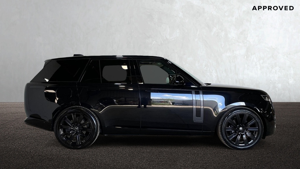 Land Rover Range Rover D300 Santorini Black YS24FUT Black #5