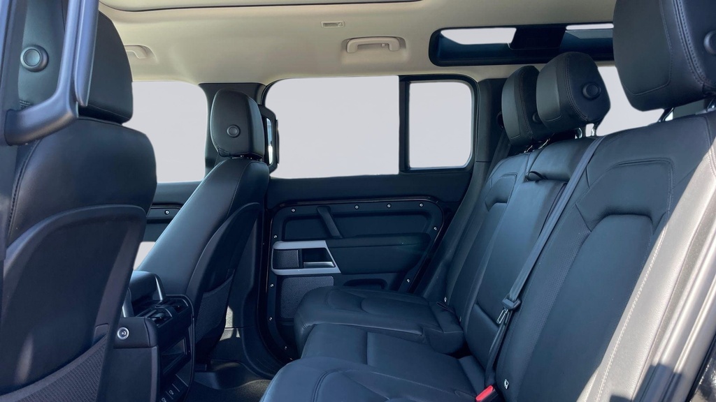 Land Rover Defender 110 D250 Xs Edition Santorini Black YX24LLG Black #4