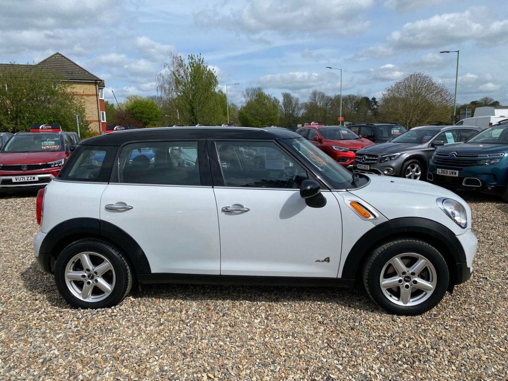 Mini Countryman 2L Cooper D White #4