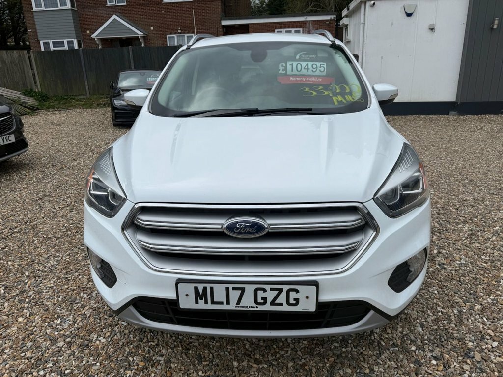 Ford Kuga 2L Titanium ML17GZG White #3