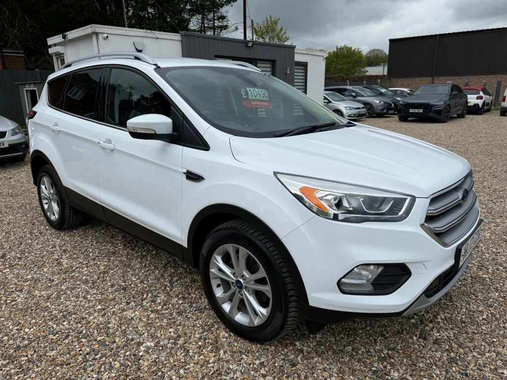 Ford Kuga 2L Titanium ML17GZG White #2