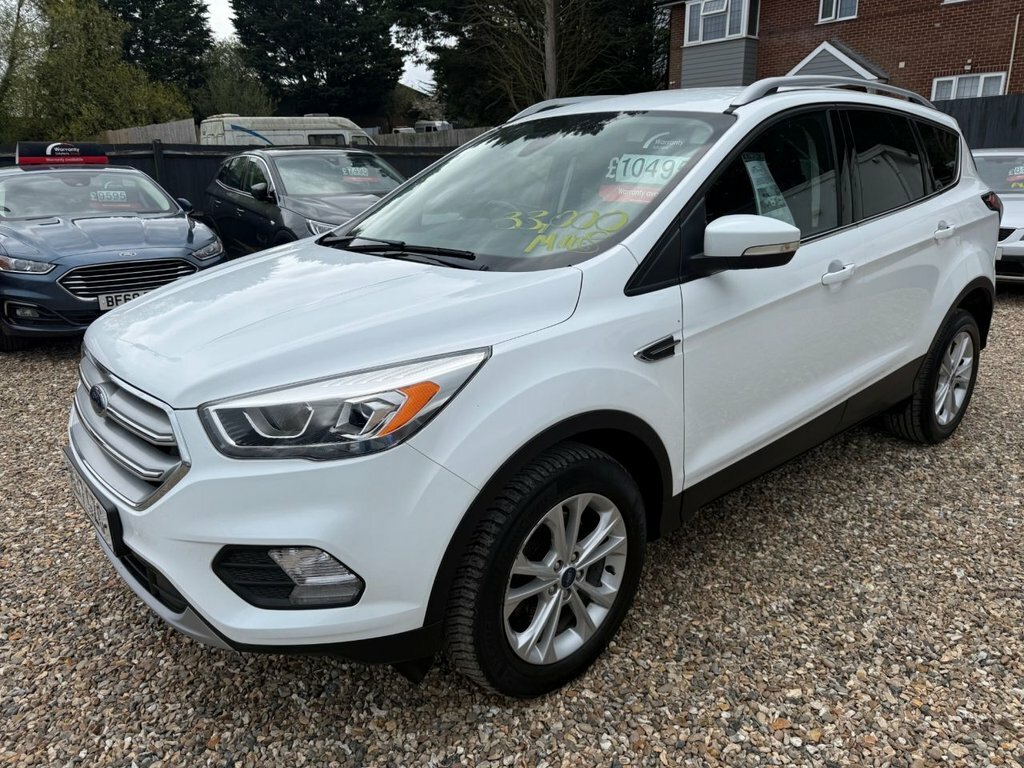 Ford Kuga 2L Titanium ML17GZG White #4