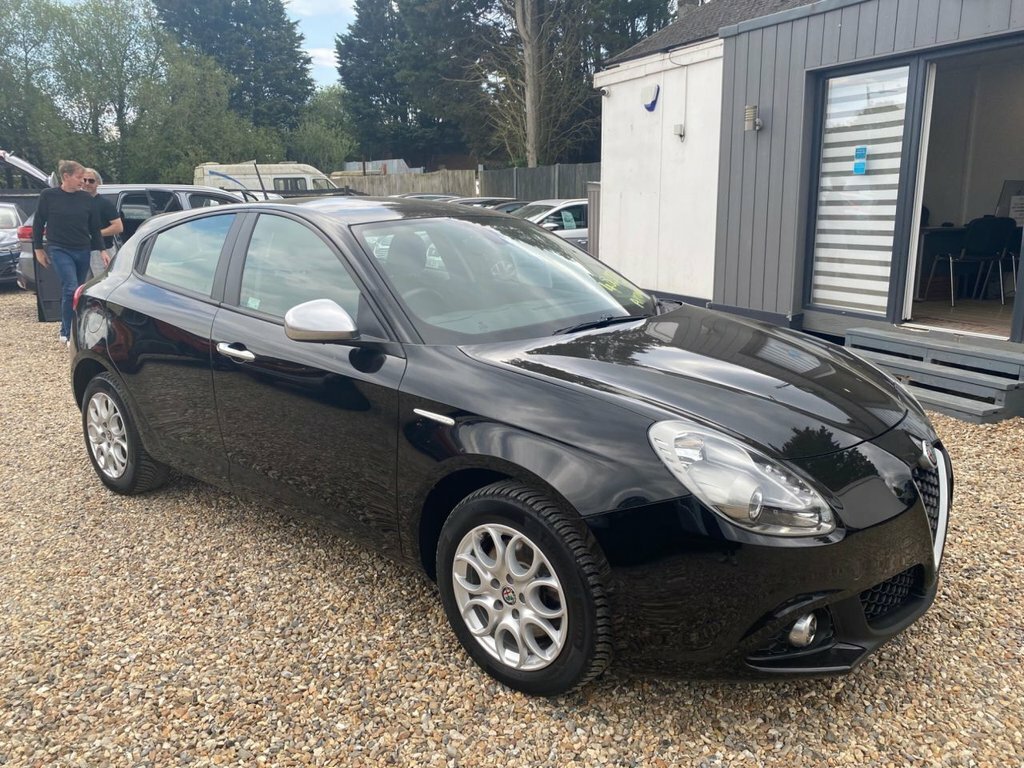 Alfa Romeo Giulietta 1.4L Super Black #2