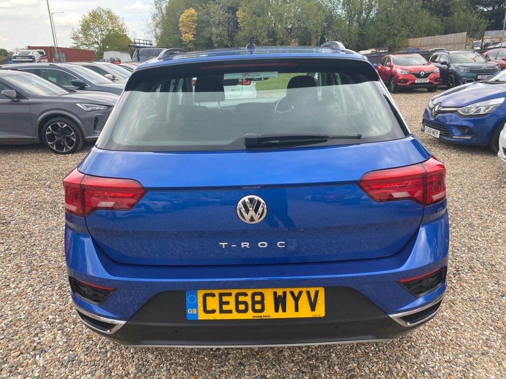 Volkswagen T-Roc 1L Se CE68WYV Blue #6