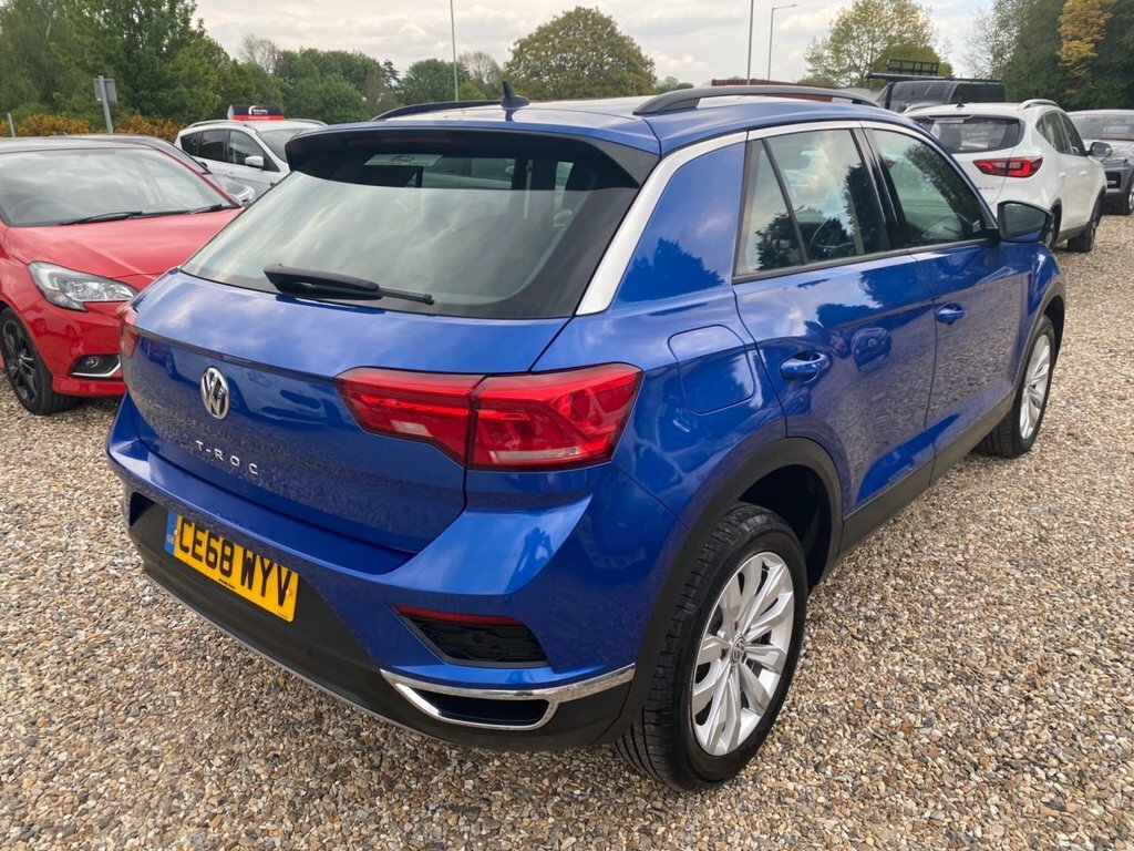 Volkswagen T-Roc 1L Se CE68WYV Blue #5