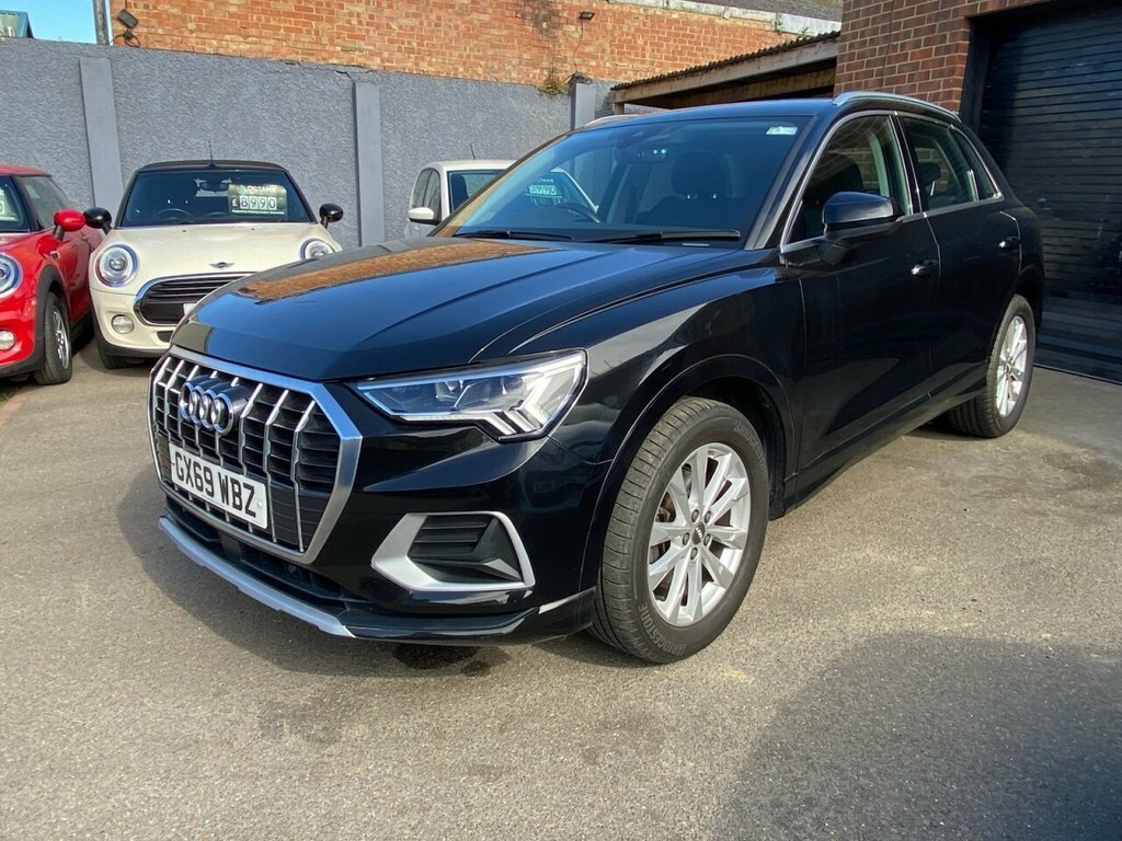 Audi Q3 1.5L Sport GX69WBZ Black #3