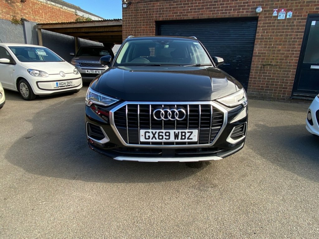 Audi Q3 1.5L Sport GX69WBZ Black #2