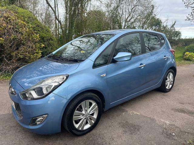 Hyundai Ix20 Active Automatic Blue #2