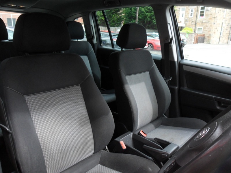 Vauxhall Zafira Design SL63TVJ Black #4