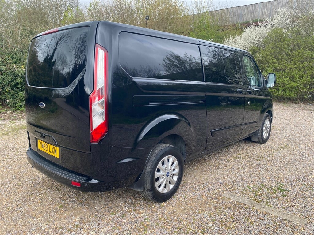 Ford Transit Custom 2.0 320 Ecoblue Limited Crew Van L2 H1 Euro 6 YM69LXW Black #6