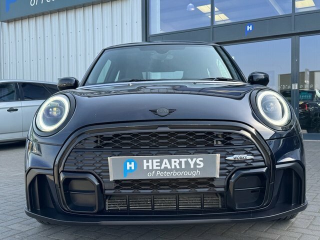 Mini Hatch Cooper Sport Hatchback AJ21BPK Black #2