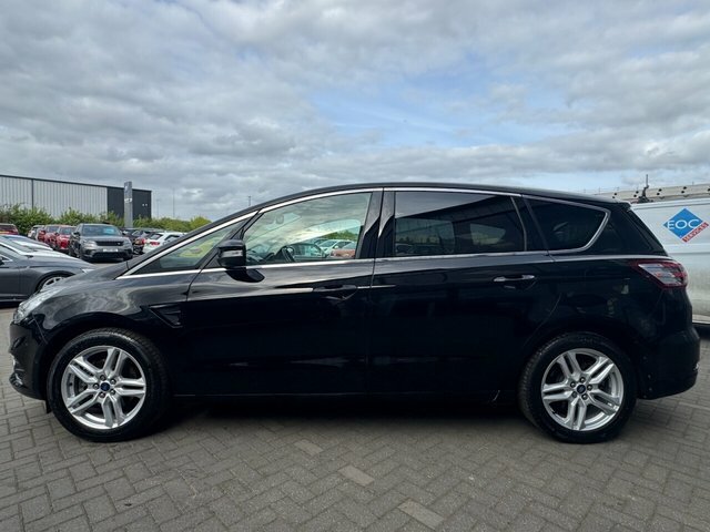 Ford S-Max Ecoblue Titanium Mpv Black #4