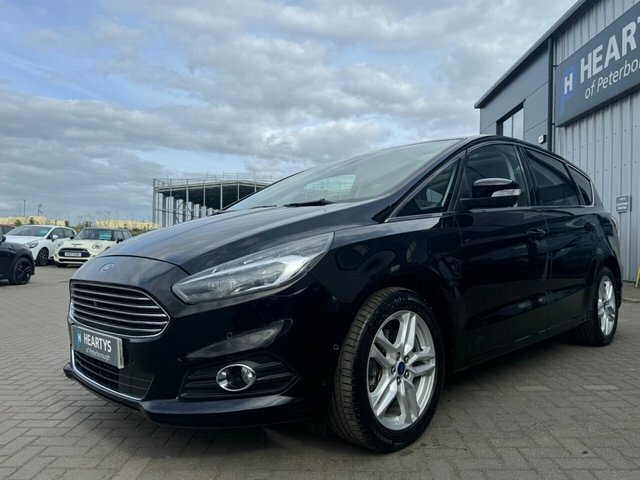 Ford S-Max Ecoblue Titanium Mpv Black #2