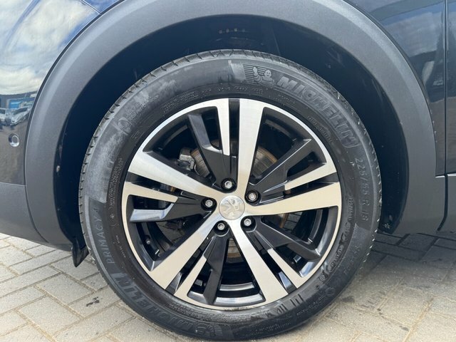 Peugeot 5008 Bluehdi Allure Suv Black #6