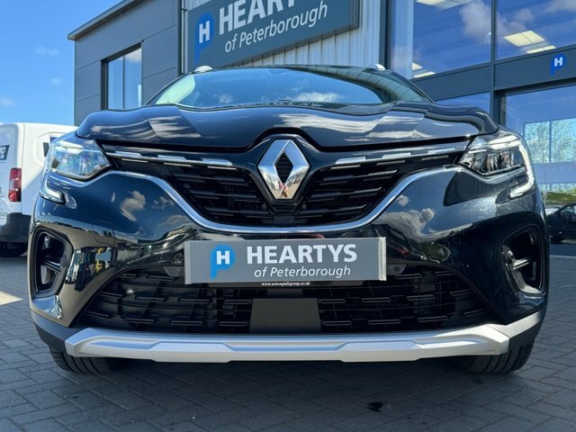 Renault Captur E-tech 9.8Kwh Techno Suv BP23GCZ Black #2