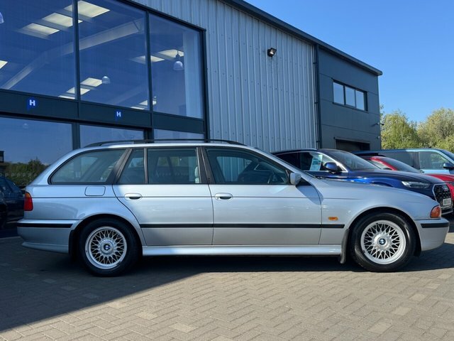 BMW 5 Series 540I V8 Touring Silver #5